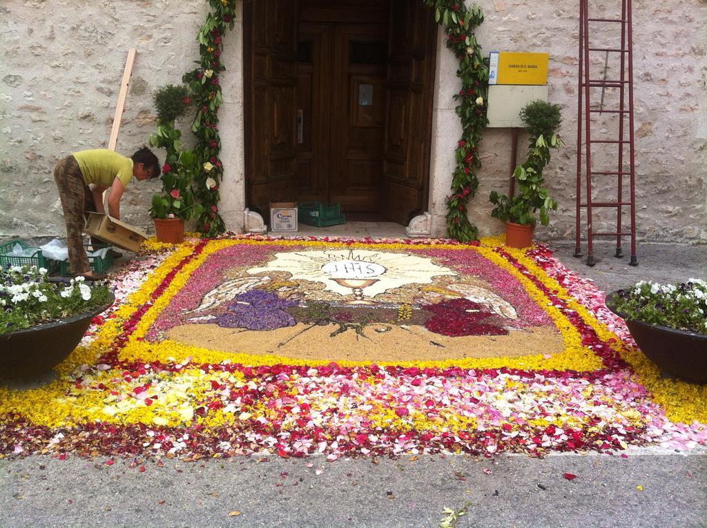 Il Paradiso Nel Borgo Arrone 外观 照片
