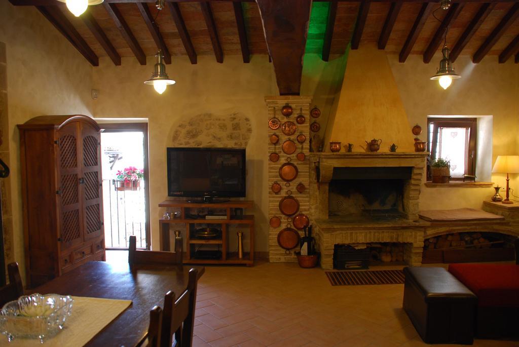 Il Paradiso Nel Borgo Arrone 外观 照片