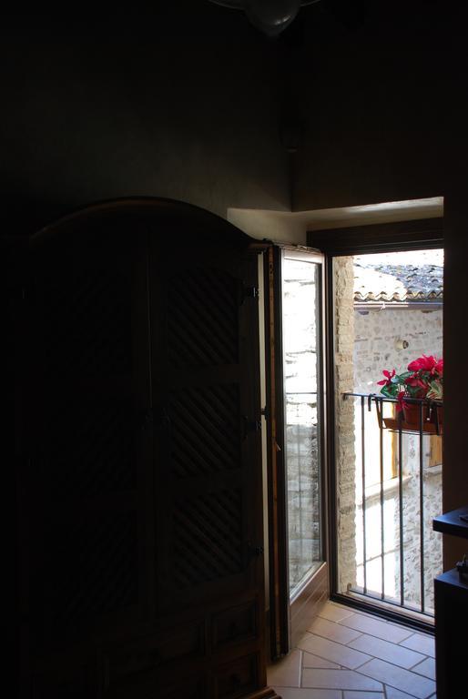 Il Paradiso Nel Borgo Arrone 外观 照片